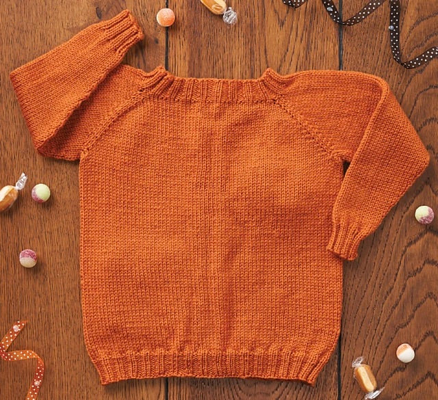 knitting pattern for easy kids cardigan, halloween spider cardigan for kids, knitting pattern by jane burns, halloween costume,