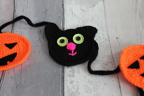 Black Cat & Pumpkin Crochet Bunting, Halloween Garland - Crochet Pattern