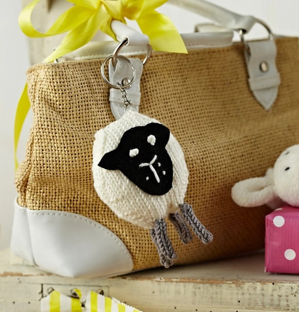 Sheepy Sheepy Chic Chic Keyring - Knitting Pattern