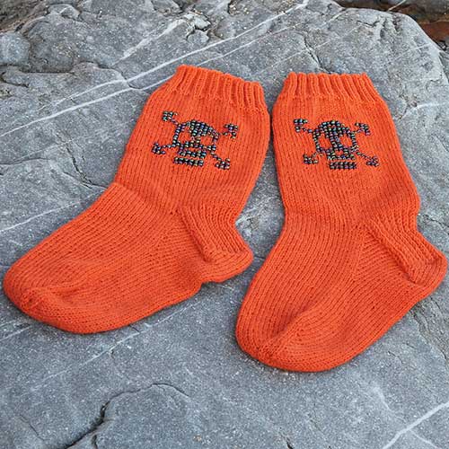 Not just for Halloween Beaded Skully Socks - Knitting Pattern