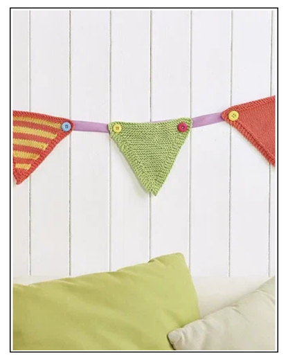 Knitted triangle bunting pattern PDF, three styles in DK yarn, plain, striped and garter stitch