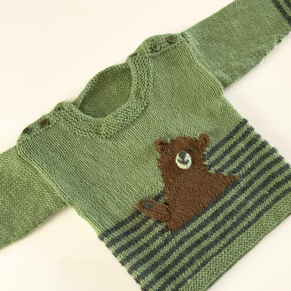 Hello Teddy, Simple Intarsia Baby Bear Sweater - Knitting Pattern