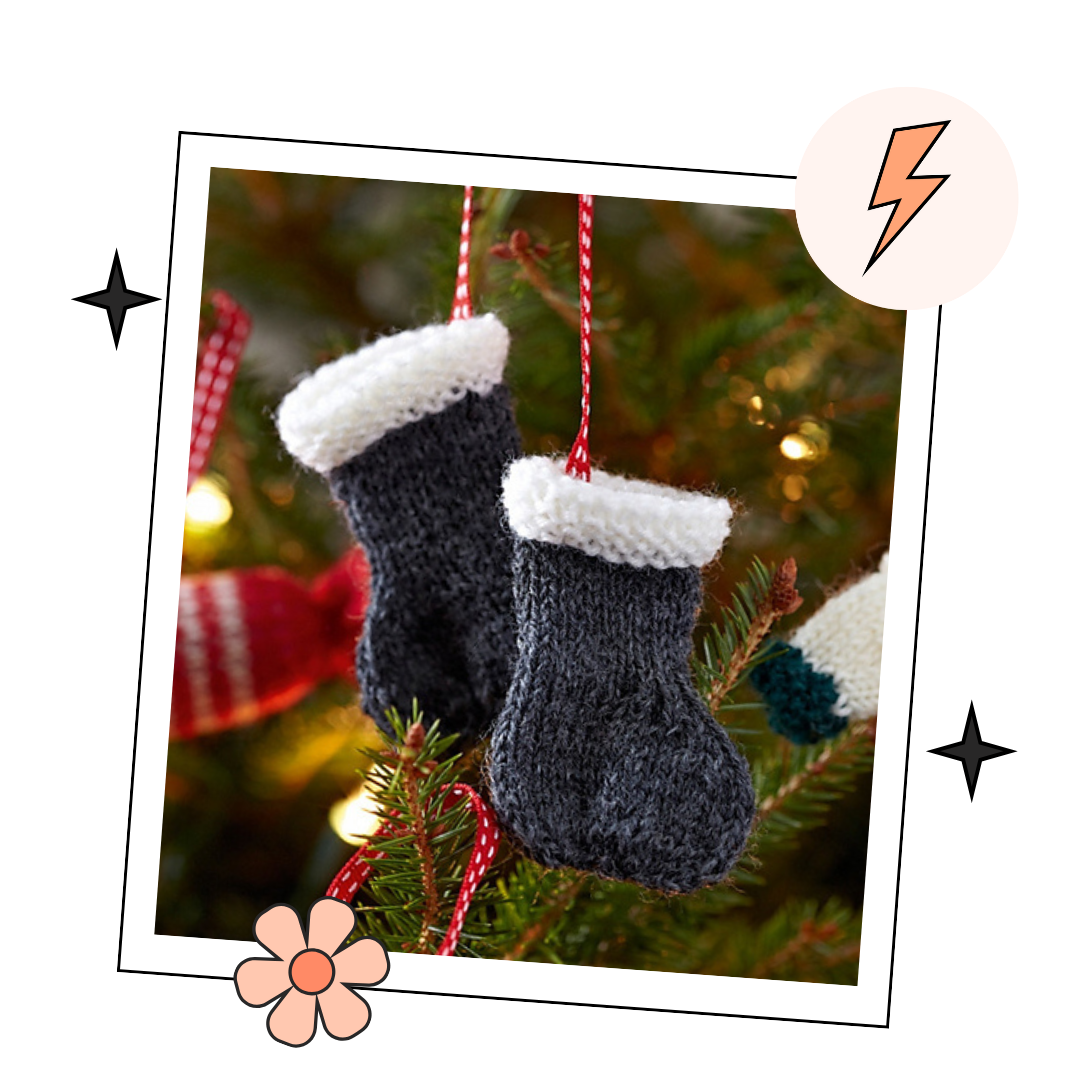 santa boot christmas tree knitted decoration simple knitting pattern 