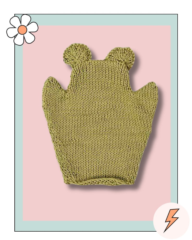 Knitted frog bath mitt with round stuffed eyes, free baby bath mitt knitting pattern in sage green DK cotton
