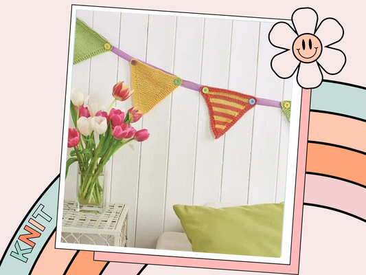 Knitted triangle bunting pattern PDF, three styles in DK yarn, plain, striped and garter stitch