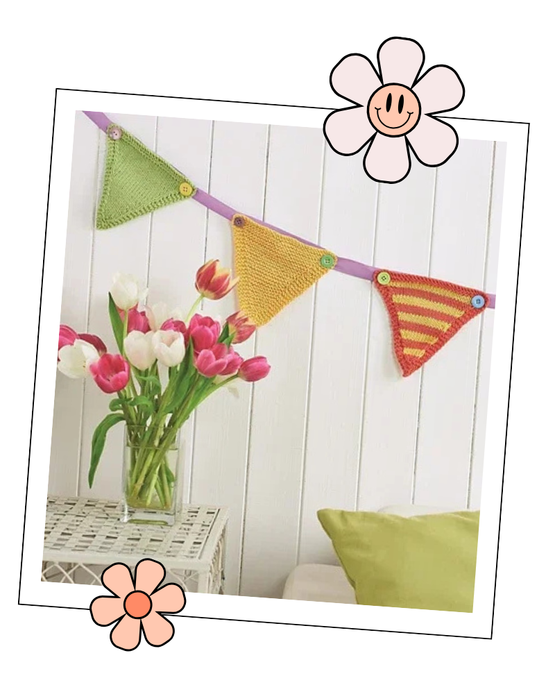 Knitted triangle bunting pattern PDF, three styles in DK yarn, plain, striped and garter stitch