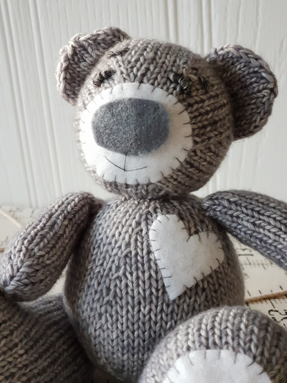 Oliver Teddy Bear Toy - Knitting Pattern