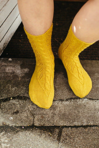 Oh So Sweet, Cable and Lace Socks - Knitting Pattern