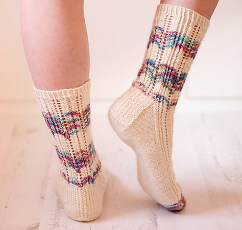 Lacy Leftovers, Simple Lace Socks - Knitting Pattern